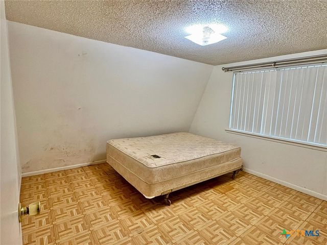 24 Colake Drive, Victoria, TX 77905