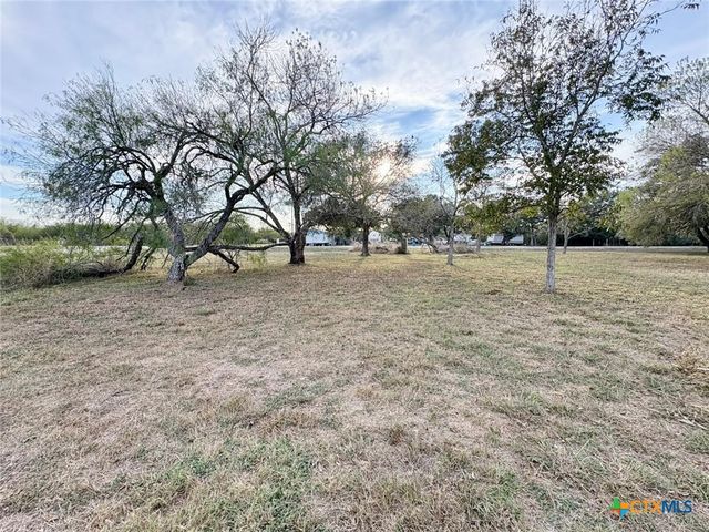 24 Colake Drive, Victoria, TX 77905