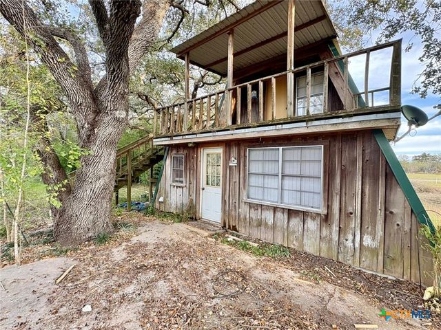 24 Colake Drive, Victoria, TX 77905