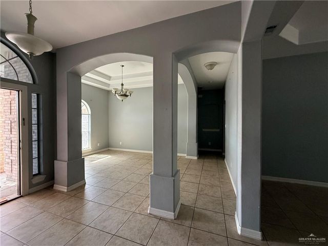 2204 N 48th Street, Mcallen, TX 78501