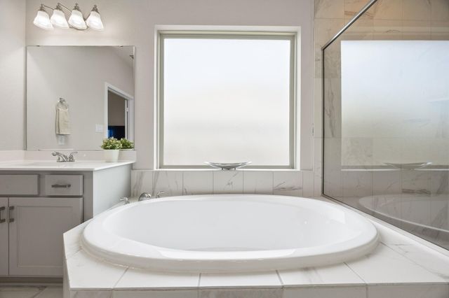 231 Krupp Ave, Liberty Hill, TX 78642