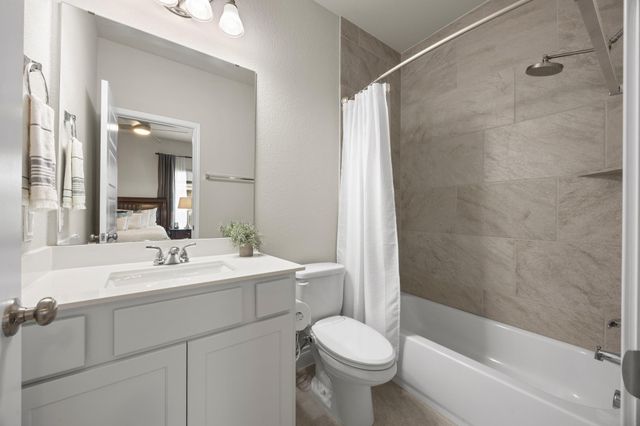 231 Krupp Ave, Liberty Hill, TX 78642