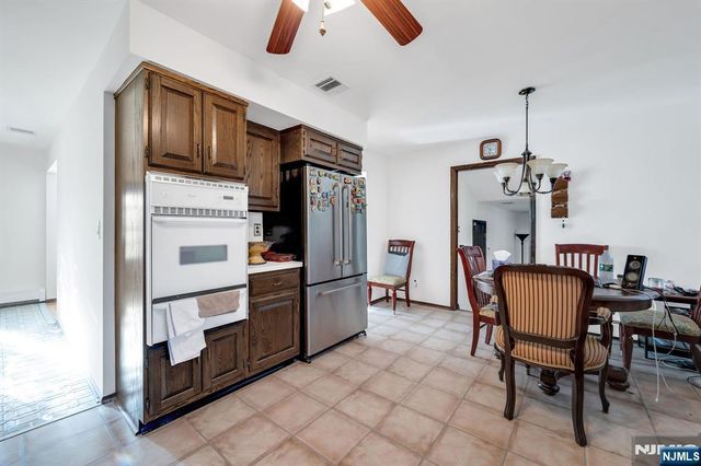 45 Parkview Drive, Roxbury Township, NJ 07876