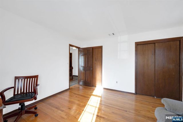 45 Parkview Drive, Roxbury Township, NJ 07876