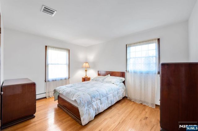 45 Parkview Drive, Roxbury Township, NJ 07876