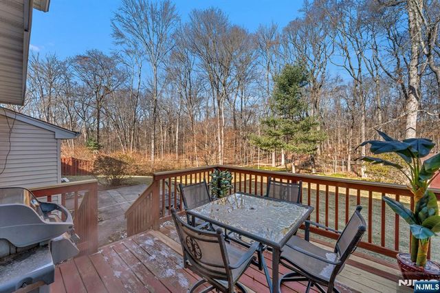 45 Parkview Drive, Roxbury Township, NJ 07876