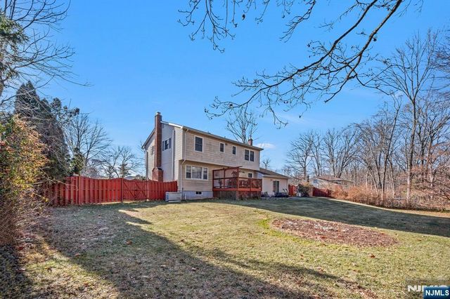 45 Parkview Drive, Roxbury Township, NJ 07876