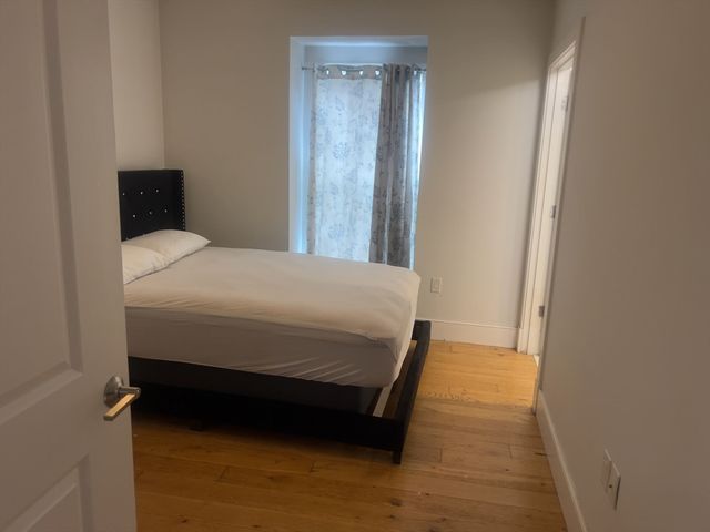 30 Polk St 401, Boston, MA 02129