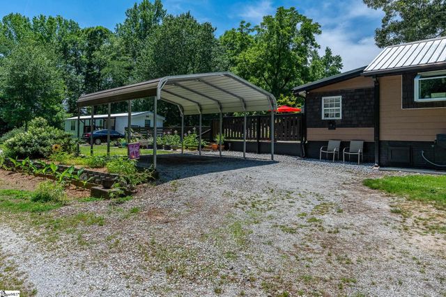 2261 Fews Chapel Road, Greer, SC 29651
