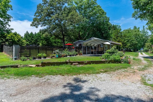 2261 Fews Chapel Road, Greer, SC 29651
