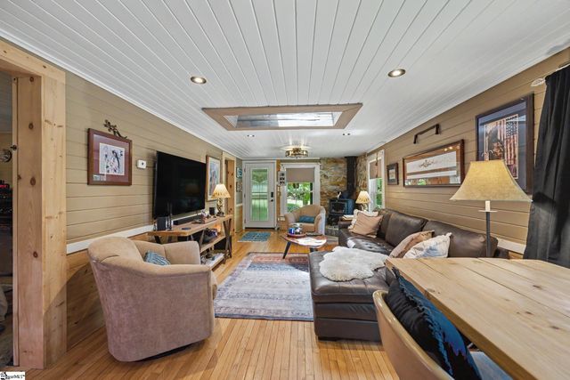 2261 Fews Chapel Road, Greer, SC 29651