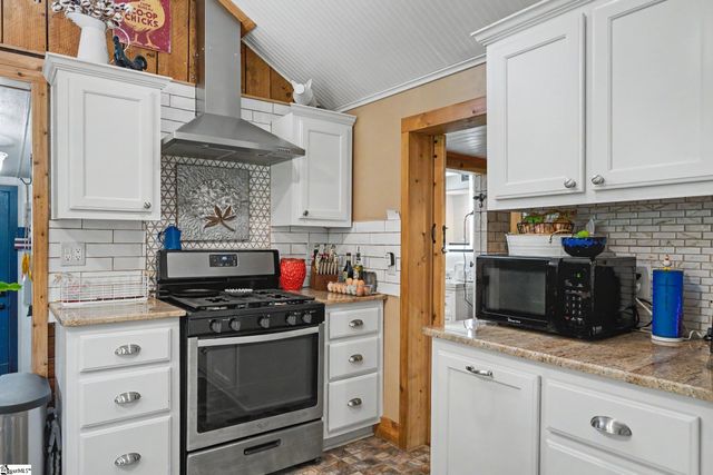 2261 Fews Chapel Road, Greer, SC 29651