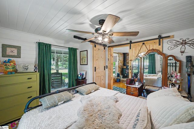 2261 Fews Chapel Road, Greer, SC 29651