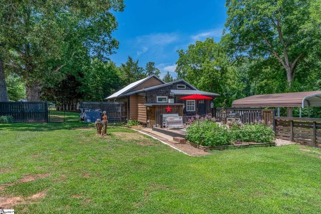2261 Fews Chapel Road, Greer, SC 29651