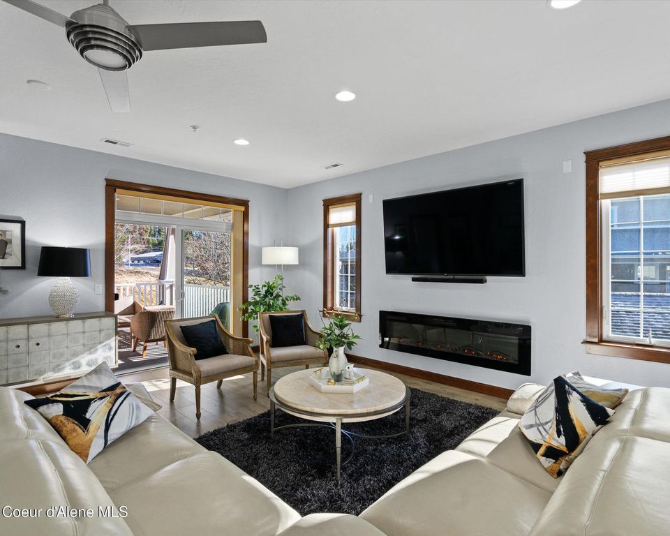 4467 W Greenchain Loop, #6, Coeur D'alene, ID 83814