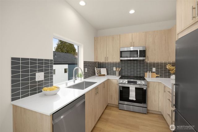 3920 B S Juneau Street, Seattle, WA 98118