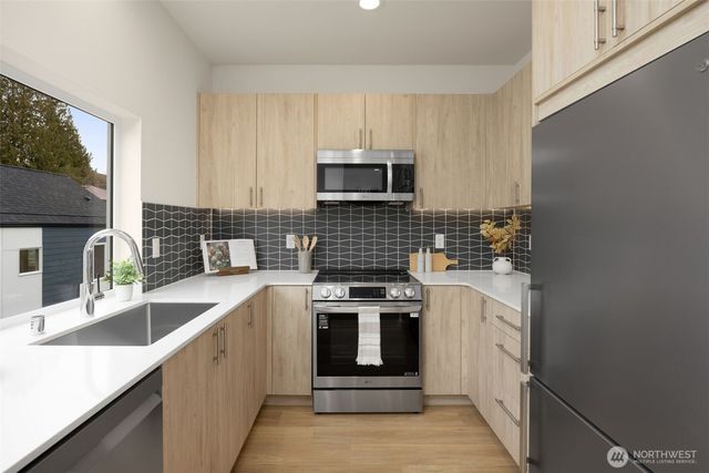 3920 B S Juneau Street, Seattle, WA 98118