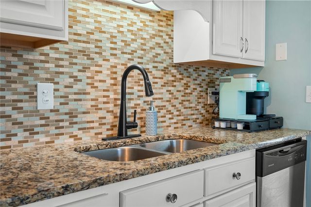 100 Harbor Drive, Anderson, SC 29625