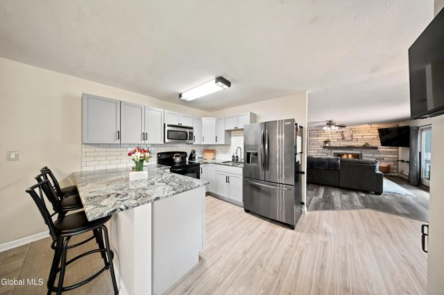 132 Spring Road, Glenville, NY 12302