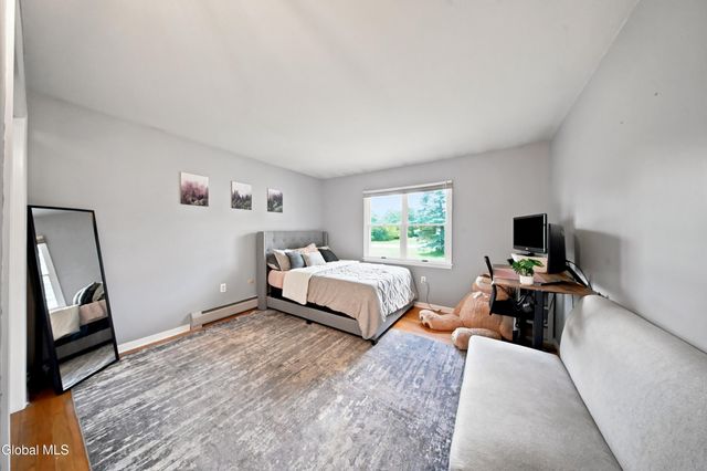 132 Spring Road, Glenville, NY 12302