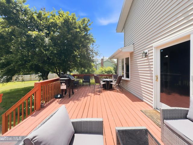 132 Spring Road, Glenville, NY 12302