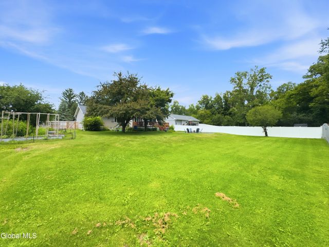 132 Spring Road, Glenville, NY 12302