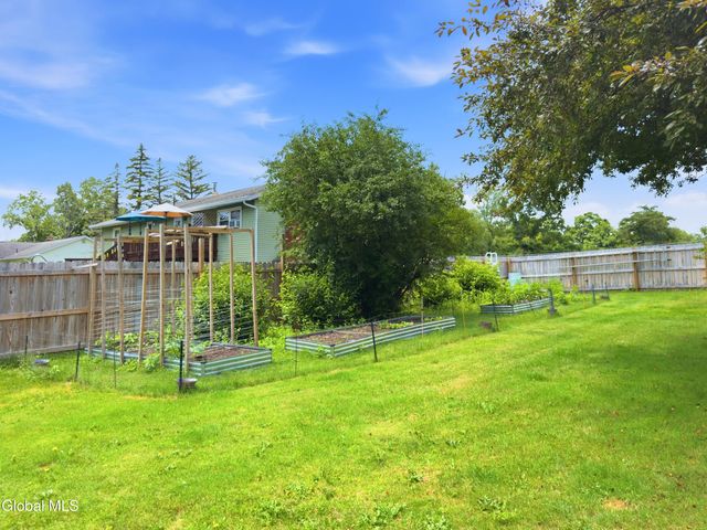 132 Spring Road, Glenville, NY 12302