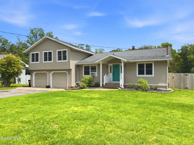132 Spring Road, Glenville, NY 12302