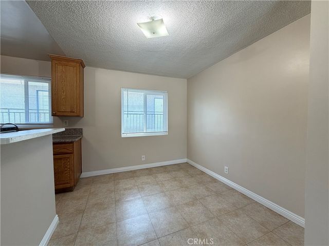 12915 Doty Avenue C, Hawthorne, CA 90250