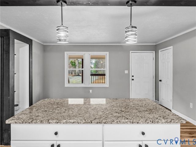 2029 Redd Shop Rd, Farmville, VA 23901