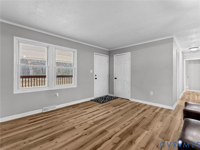 2029 Redd Shop Rd, Farmville, VA 23901