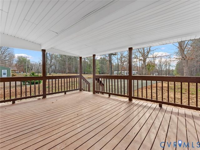 2029 Redd Shop Rd, Farmville, VA 23901