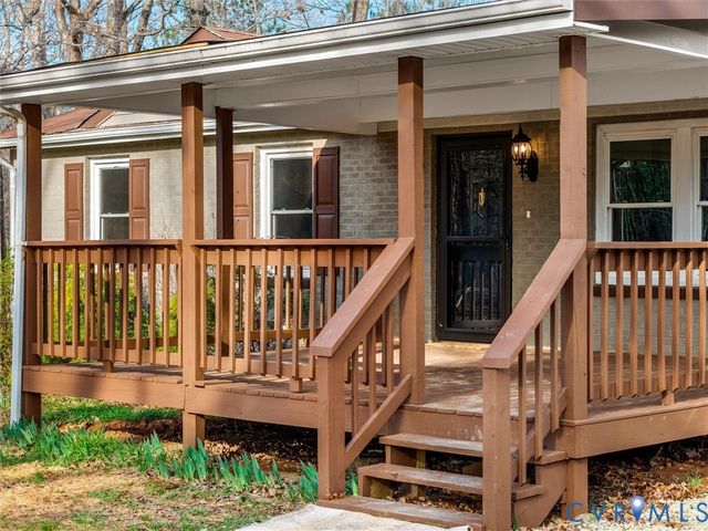 2029 Redd Shop Rd, Farmville, VA 23901