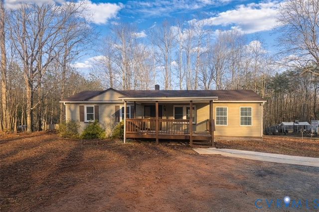 2029 Redd Shop Rd, Farmville, VA 23901