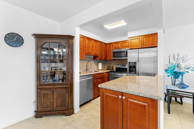 3015 Berkshire A, Deerfield Beach, FL 33442