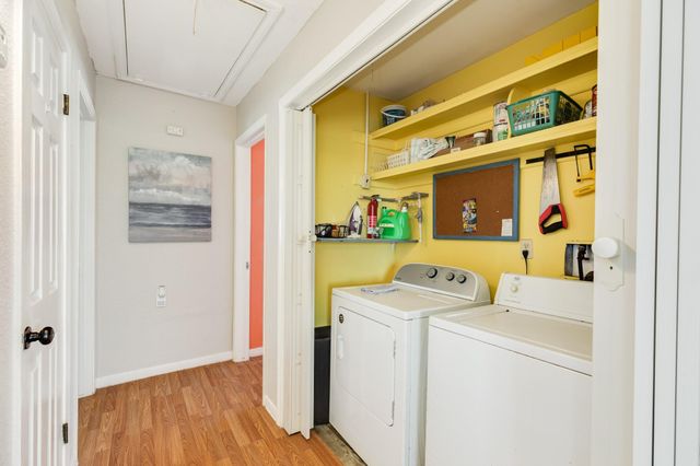 203 Carlton Avenue, Surfside Beach, TX 77541