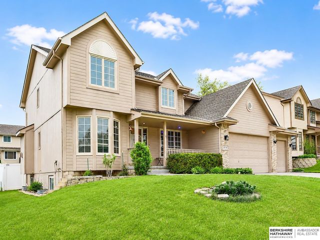 6008 S 159th Avenue, Omaha, NE 68135