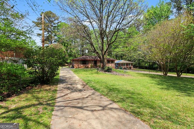 7019 Lakeview Lane, Doraville, GA 30360