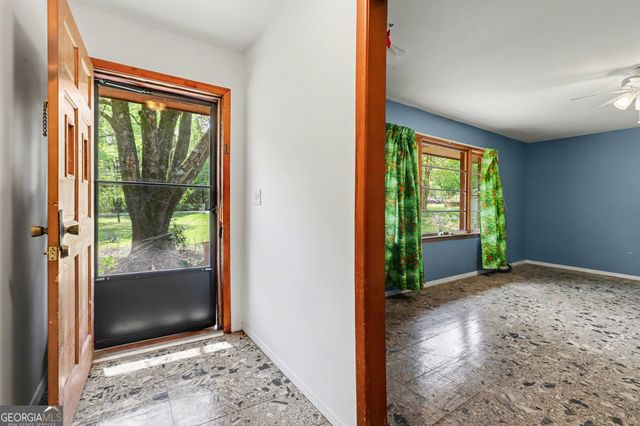 7019 Lakeview Lane, Doraville, GA 30360