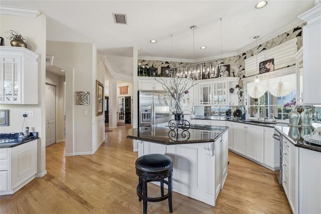 4092 CARLYLE LAKES BOULEVARD, Palm Harbor, FL 34685