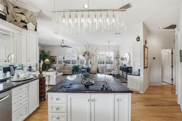 4092 CARLYLE LAKES BOULEVARD, Palm Harbor, FL 34685