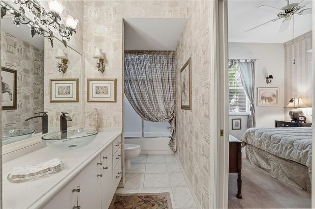 4092 CARLYLE LAKES BOULEVARD, Palm Harbor, FL 34685