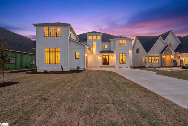 117 Cannon Avenue, Fountain Inn, SC 29644