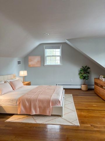 337 Washington St, Arlington, MA 02474