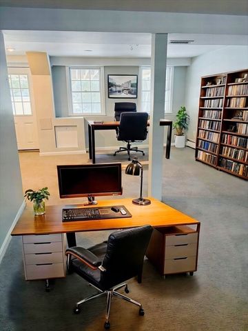 337 Washington St, Arlington, MA 02474