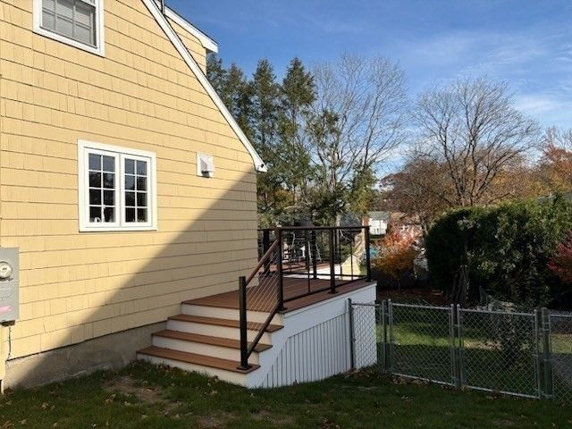 337 Washington St, Arlington, MA 02474
