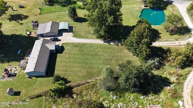 125 Rustic Ln, Shepherdsville, KY 40165