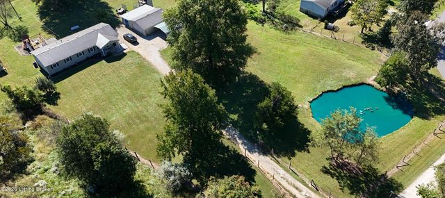 125 Rustic Ln, Shepherdsville, KY 40165