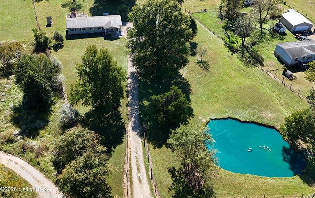 125 Rustic Ln, Shepherdsville, KY 40165