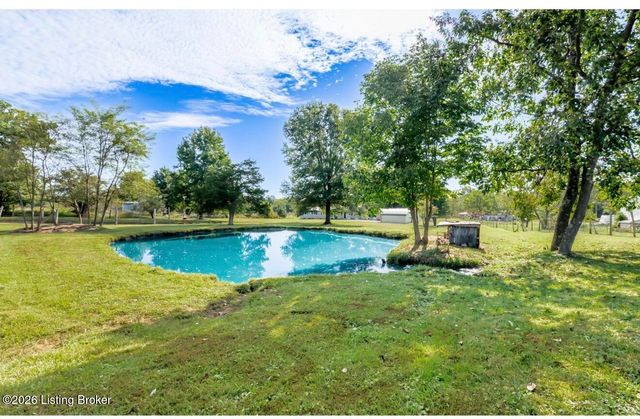 125 Rustic Ln, Shepherdsville, KY 40165
